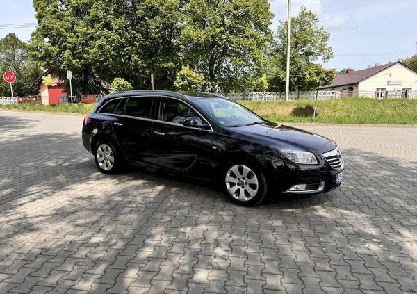 Opel Insignia cena 25900 przebieg: 200000, rok produkcji 2012 z Brzeziny małe 781